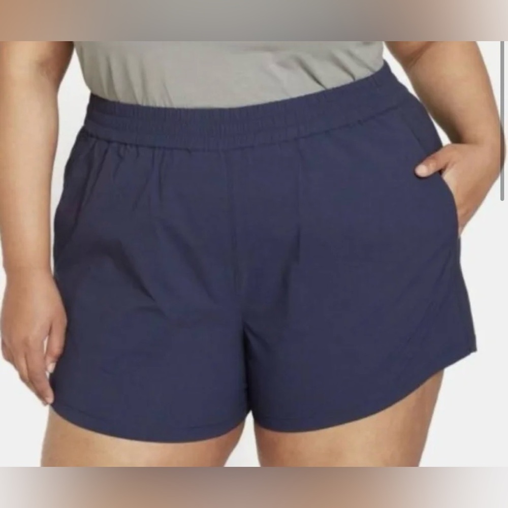 Universal Standard Navy Elastic-Waist Athletic Shorts